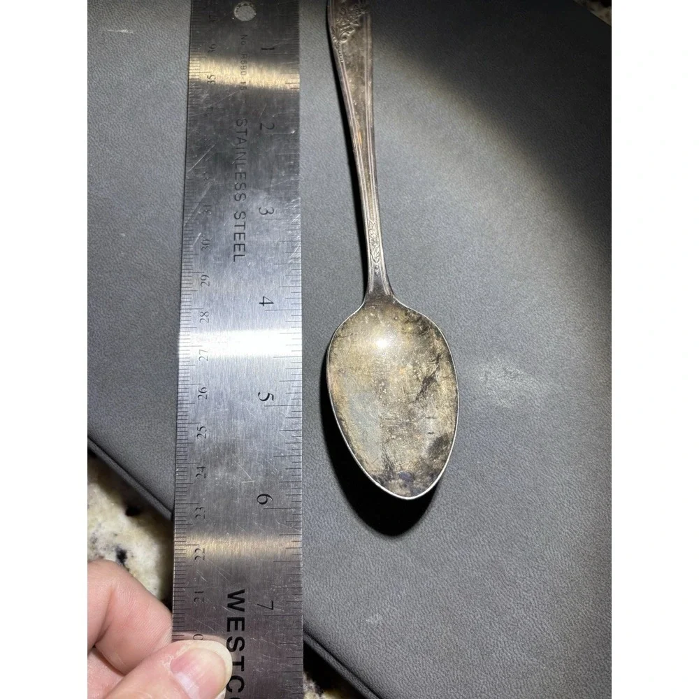 VTG 1946‎ Queen Bess II Tudor Silver Plate Oneida Community 6